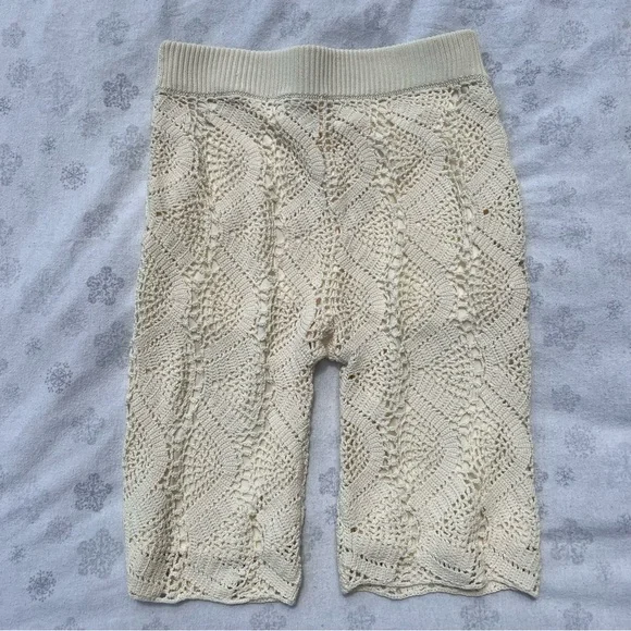 NEW HELMUT LANG CREAM CROCHET BIKER SHORTS - Picture 7 of 7